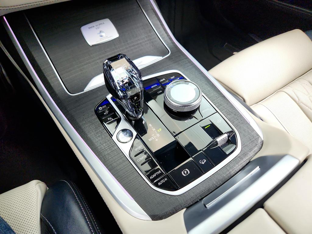 2022 BMW X7 - $67,595