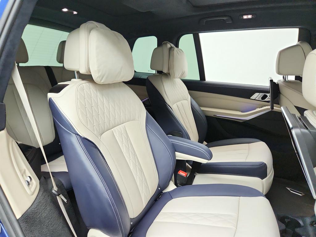 2022 BMW X7 - $67,595