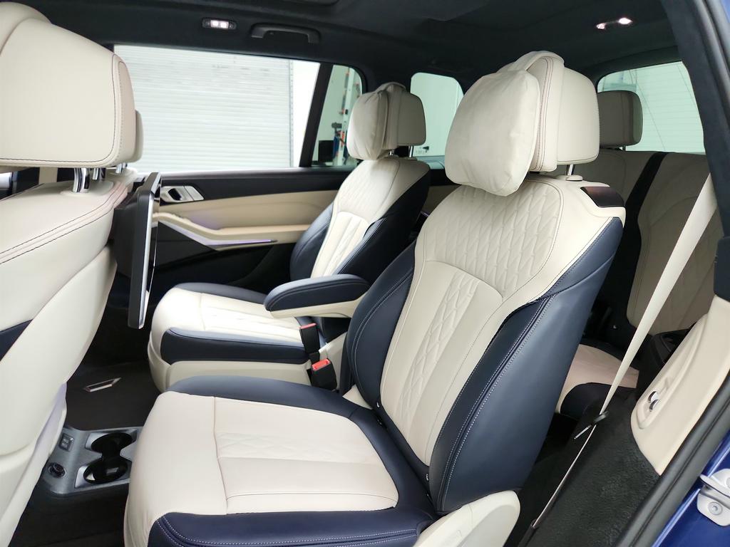 2022 BMW X7 - $67,595