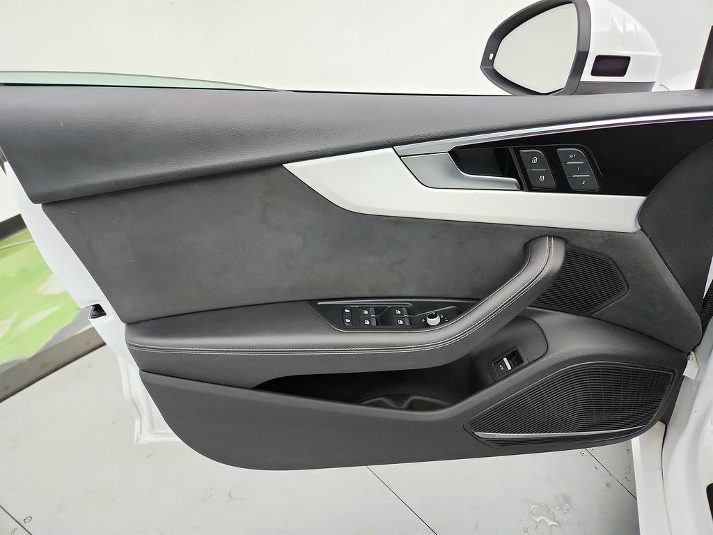 2022 Audi A5
