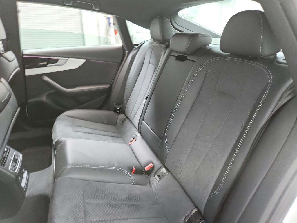 2022 Audi A5