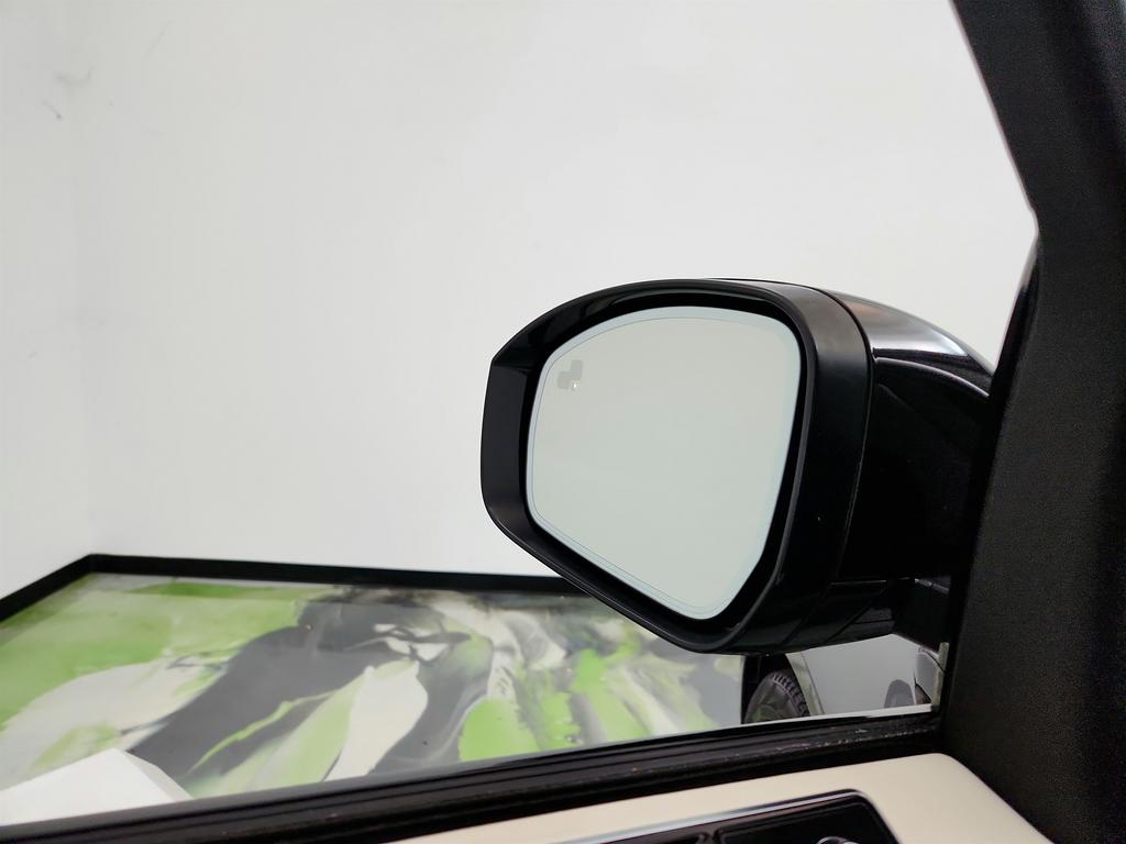 2021 Land Rover Range Rover Sport - $25,895