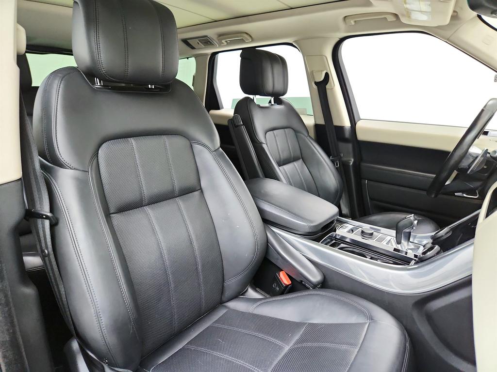 2021 Land Rover Range Rover Sport - $25,895
