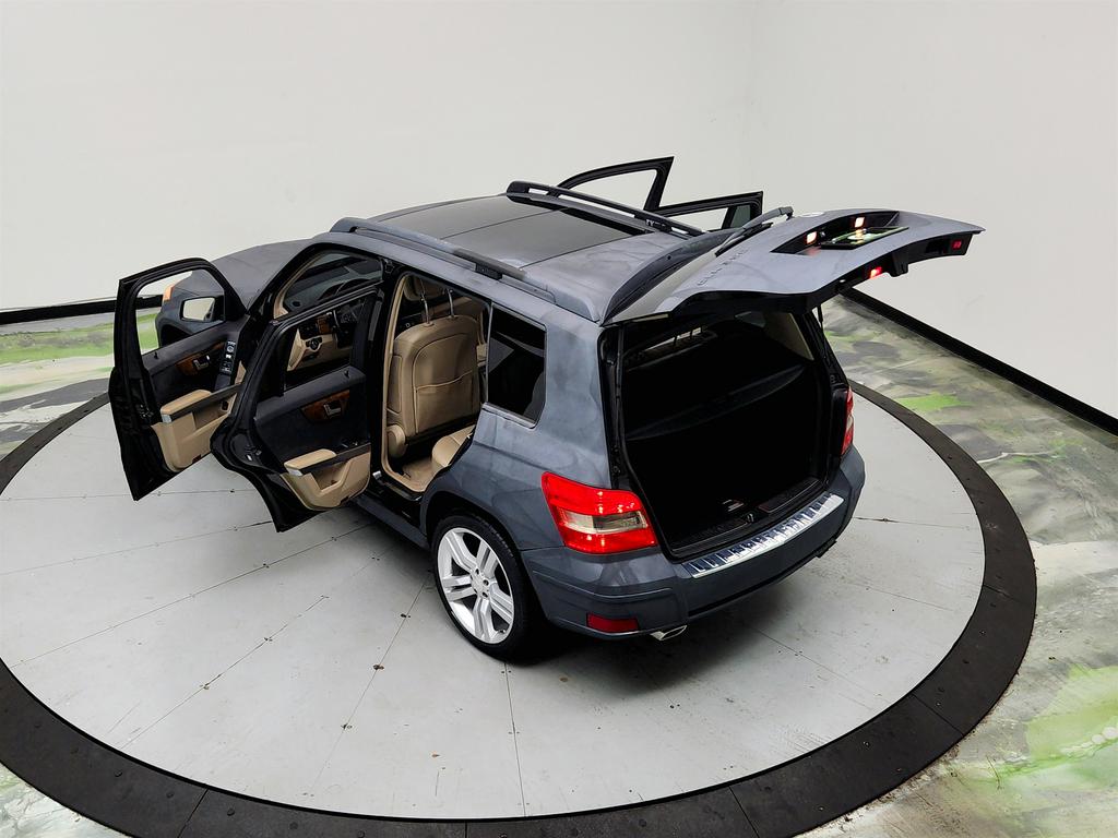 2012 Mercedes-Benz GLK-Class - $6,295