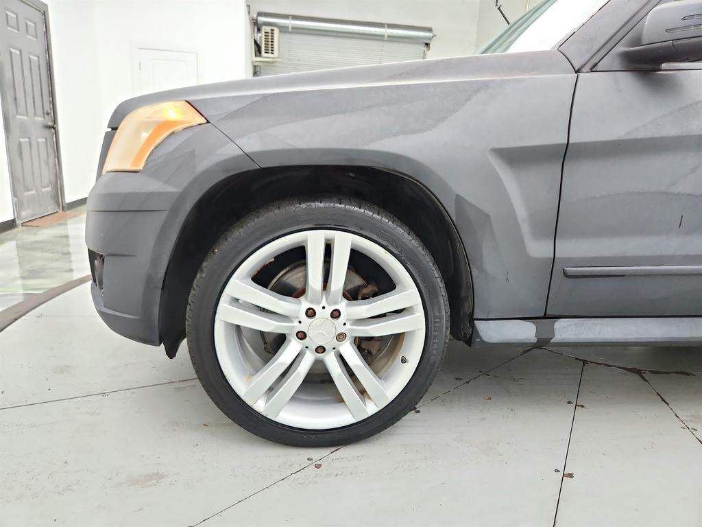 2012 Mercedes-Benz GLK-Class - $6,295