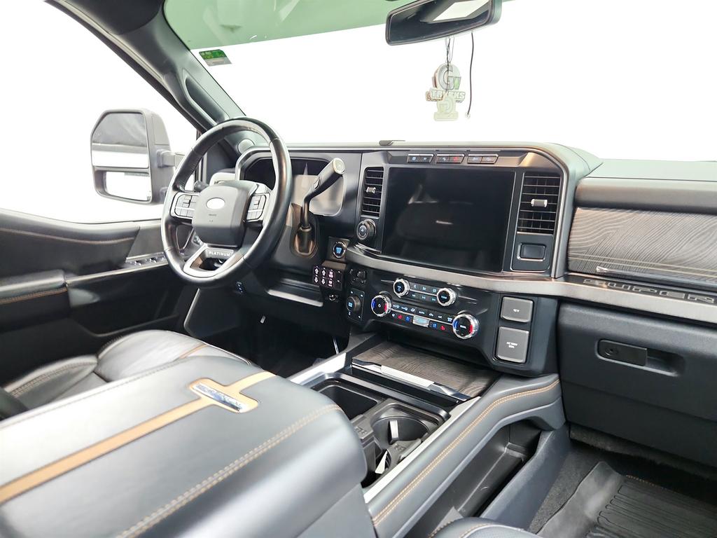 2023 Ford F-250 - $109,995