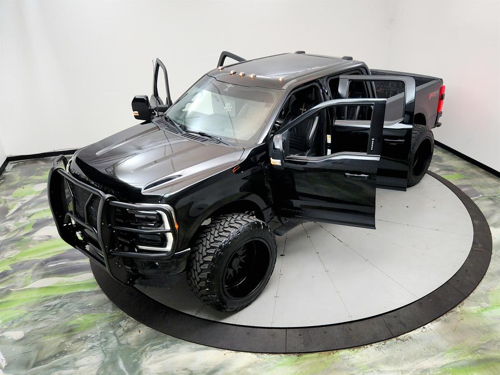 2023 Ford F-250 - $109,995