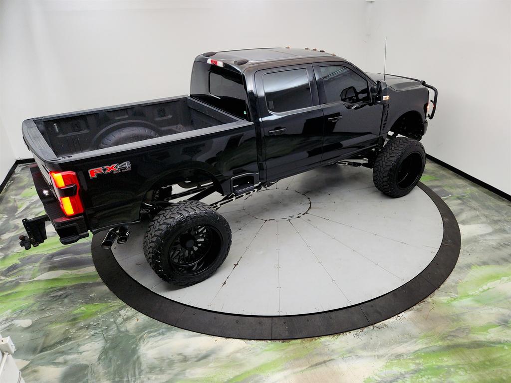 2023 Ford F-250 - $109,995
