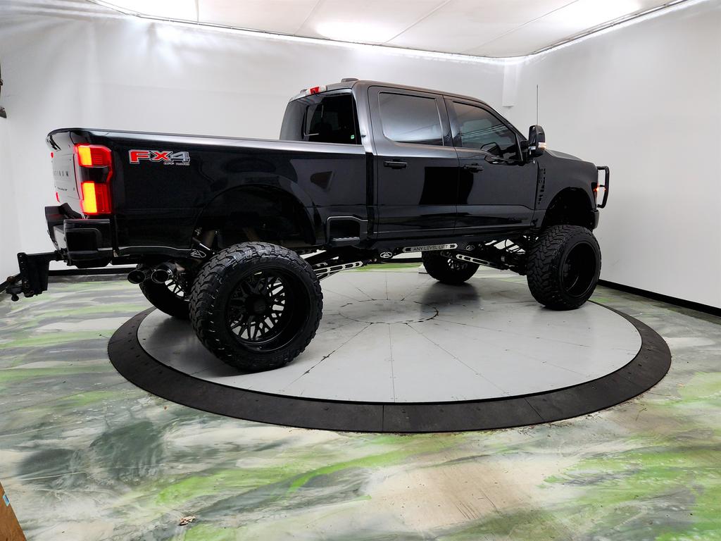 2023 Ford F-250 - $109,995