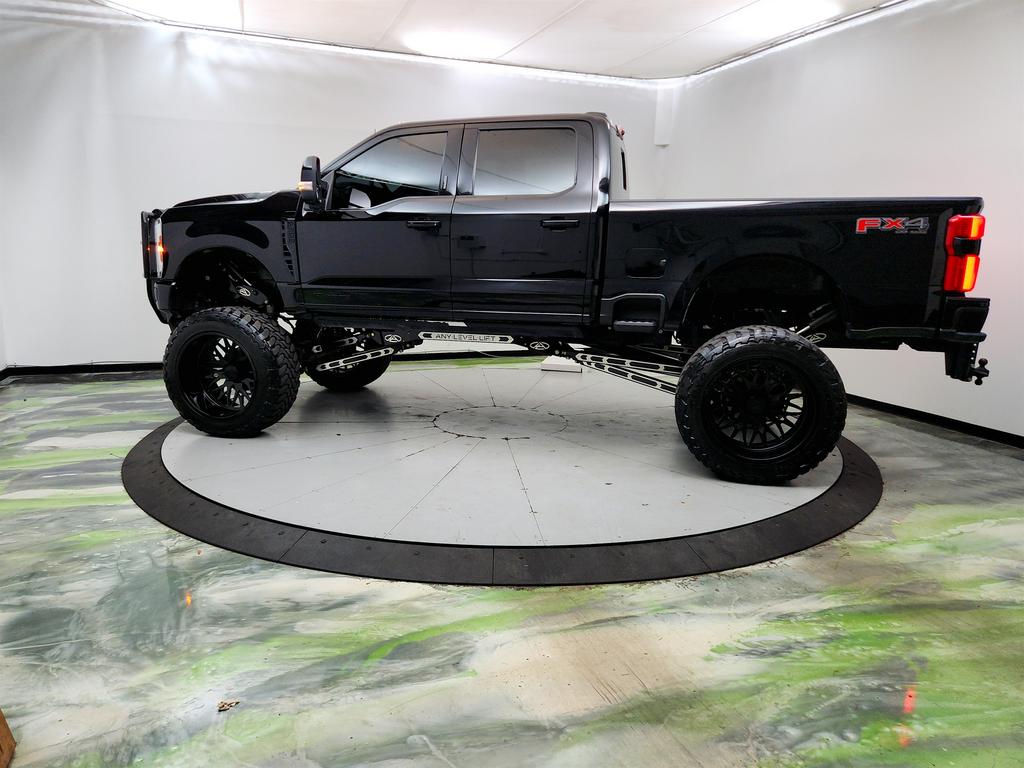 2023 Ford F-250 - $109,995