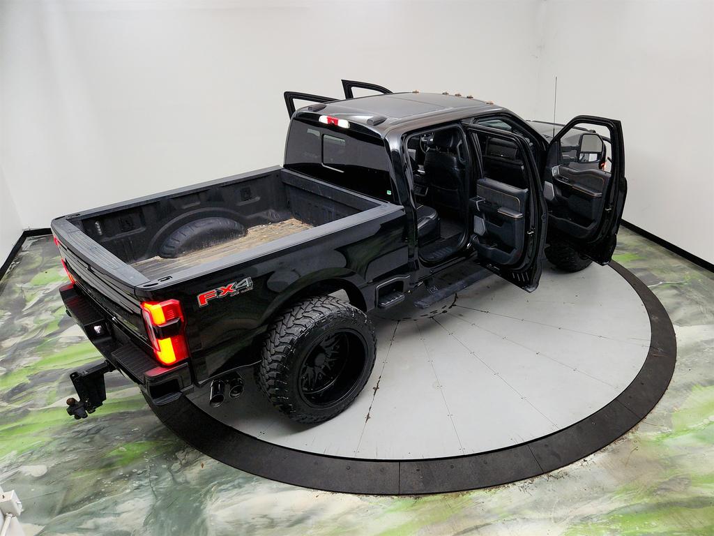2023 Ford F-250 - $109,995