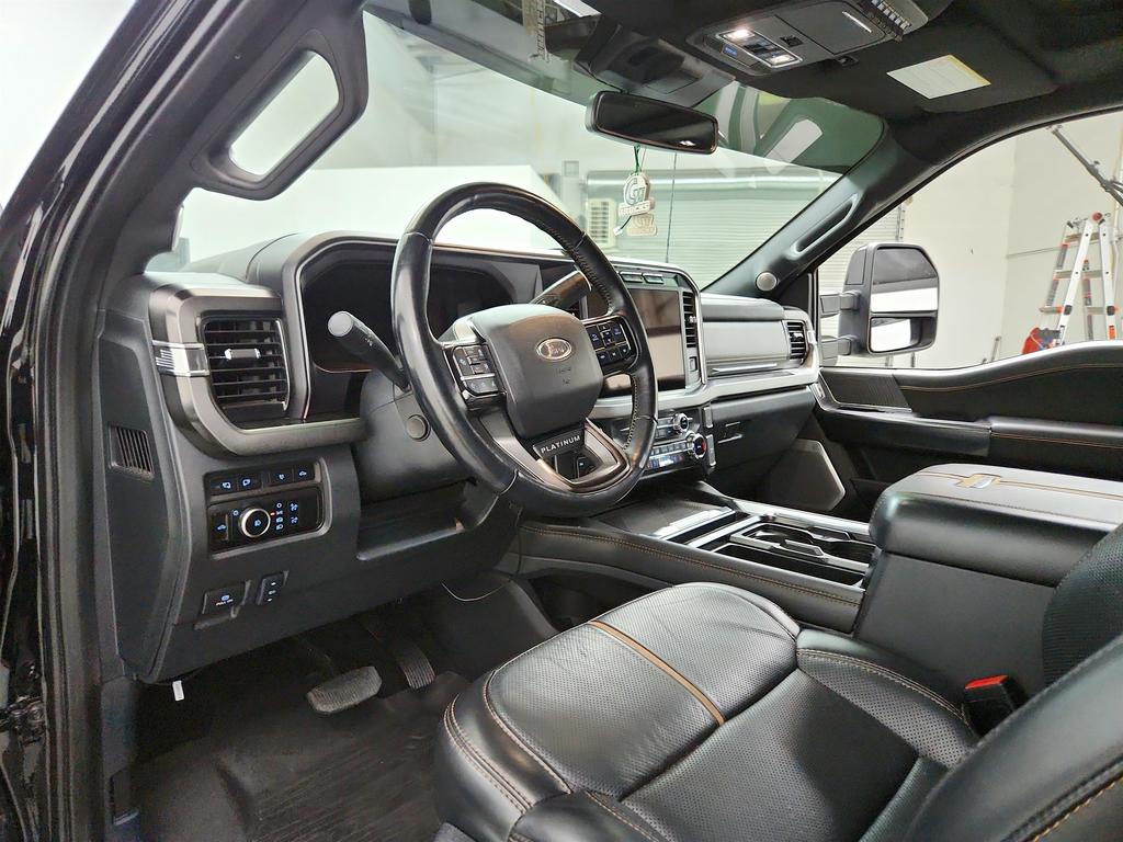 2023 Ford F-250 - $109,995