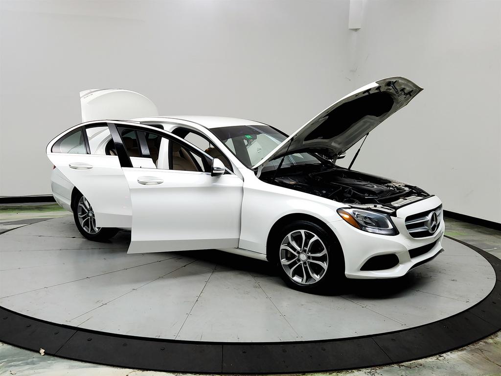2016 Mercedes-Benz C-Class - $8,995