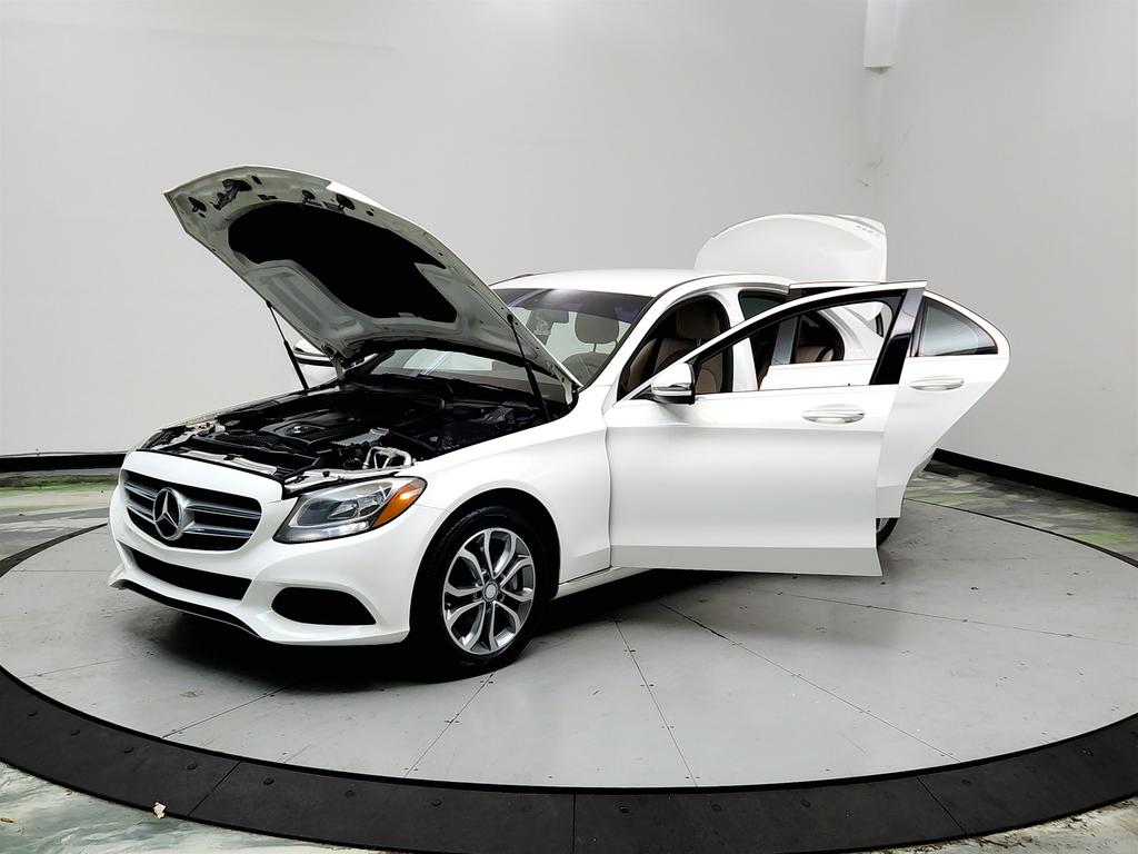 2016 Mercedes-Benz C-Class - $8,995