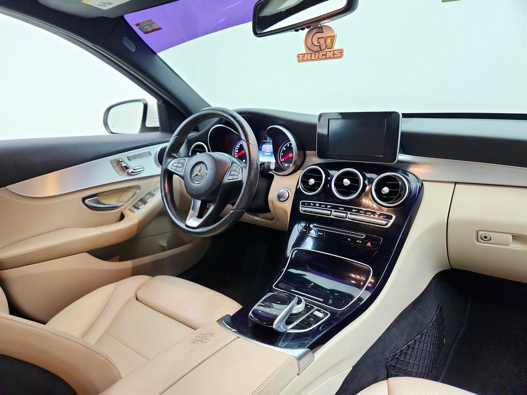2016 Mercedes-Benz C-Class - $8,995