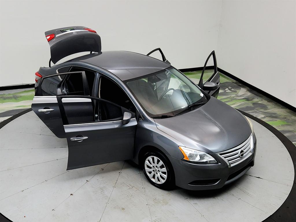 2015 Nissan Sentra - $3,495