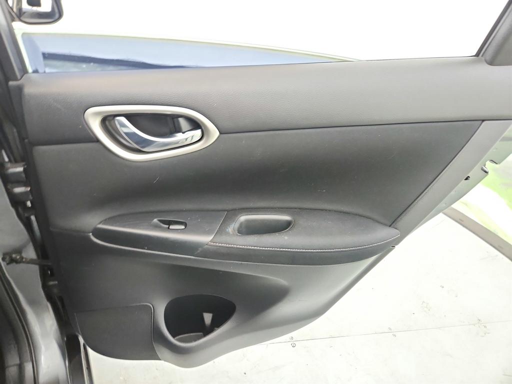 2015 Nissan Sentra - $3,495
