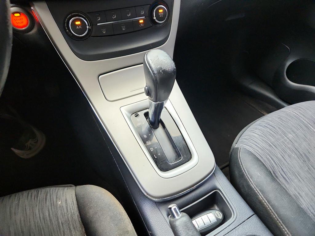 2015 Nissan Sentra - $3,495