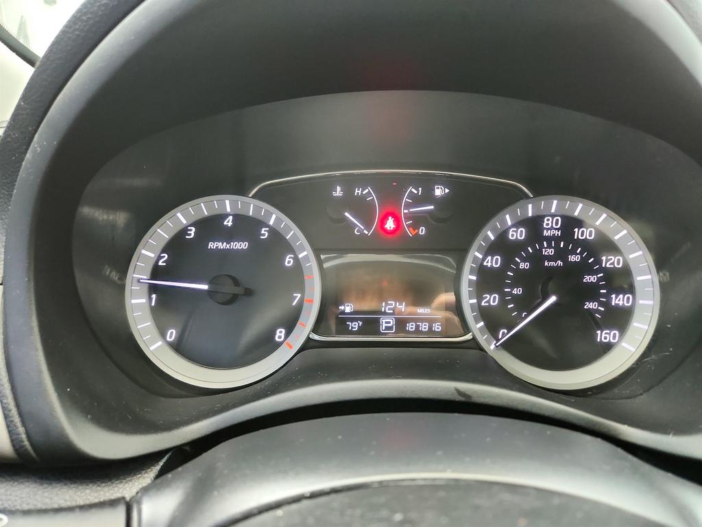 2015 Nissan Sentra - $3,495