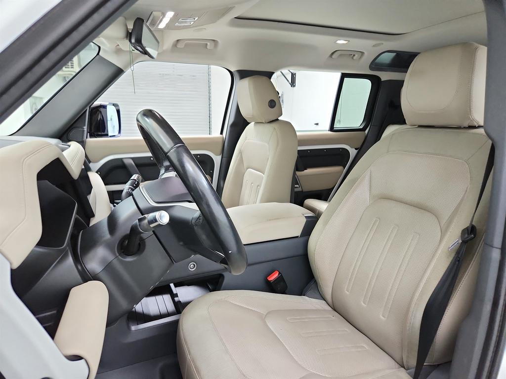 2020 Land Rover Defender - $32,195
