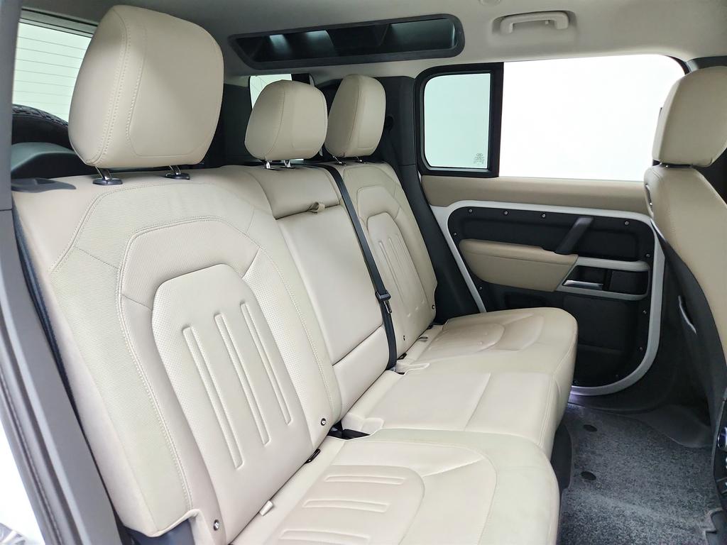 2020 Land Rover Defender - $32,195