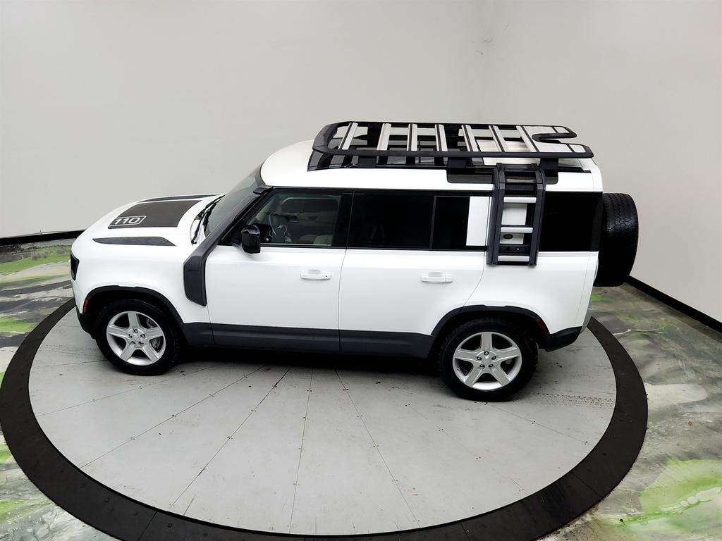 2020 Land Rover Defender - $32,195