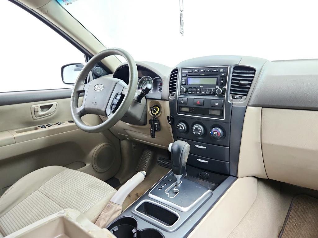 2009 Kia Sorento - $2,149