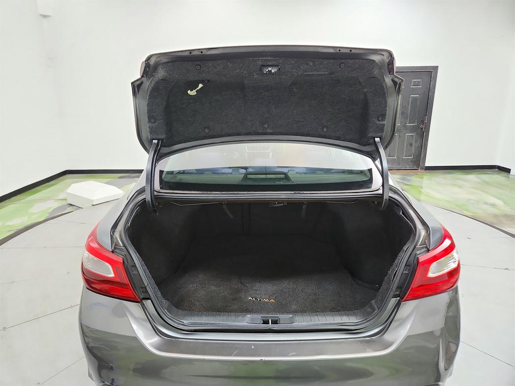 2016 Nissan Altima - $4,255