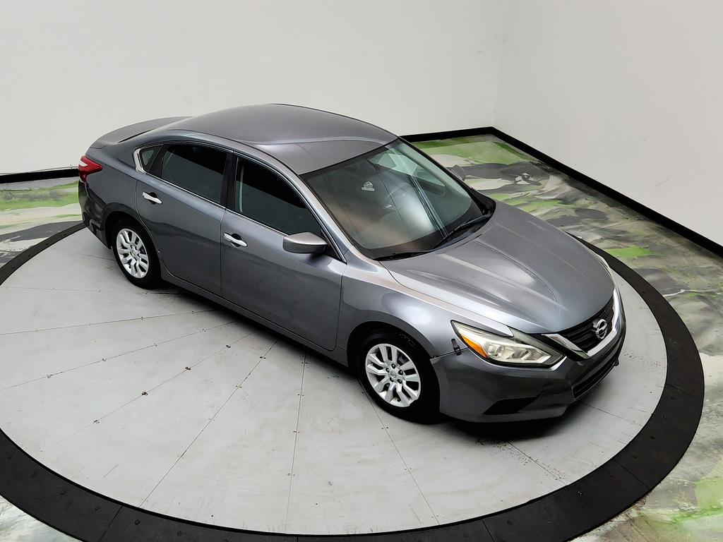 2016 Nissan Altima - $4,255