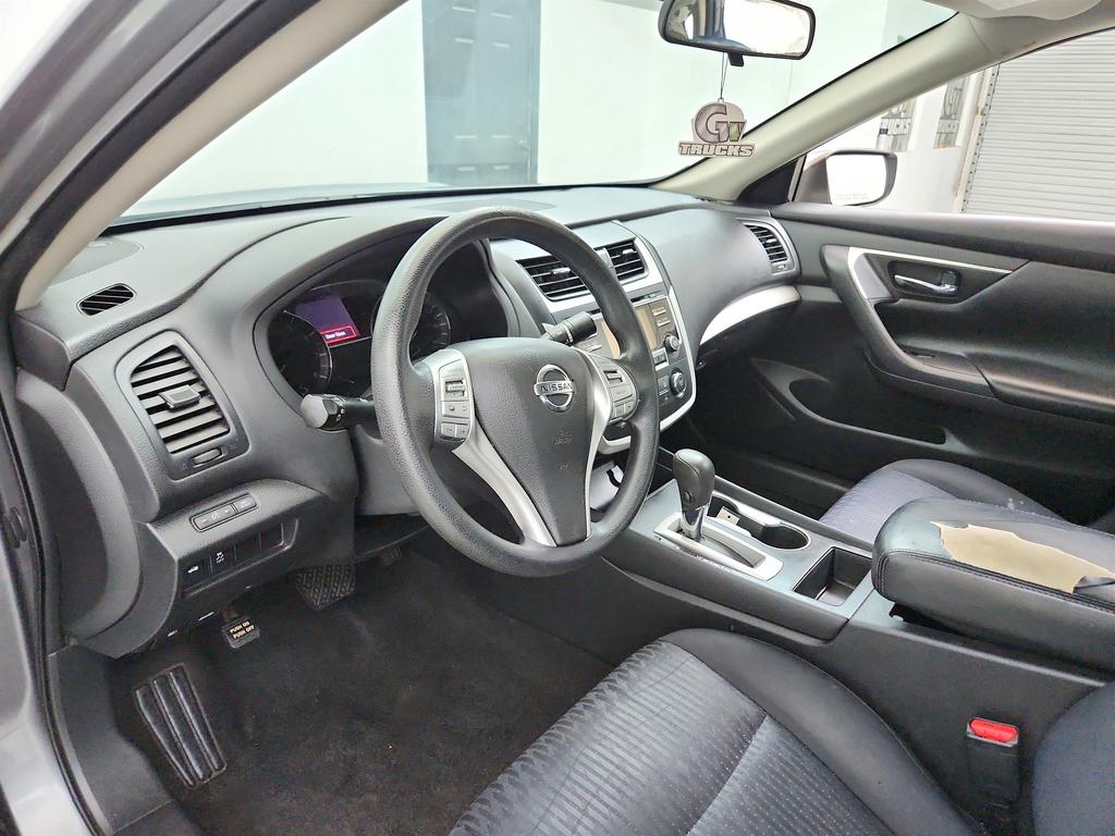 2016 Nissan Altima - $4,255