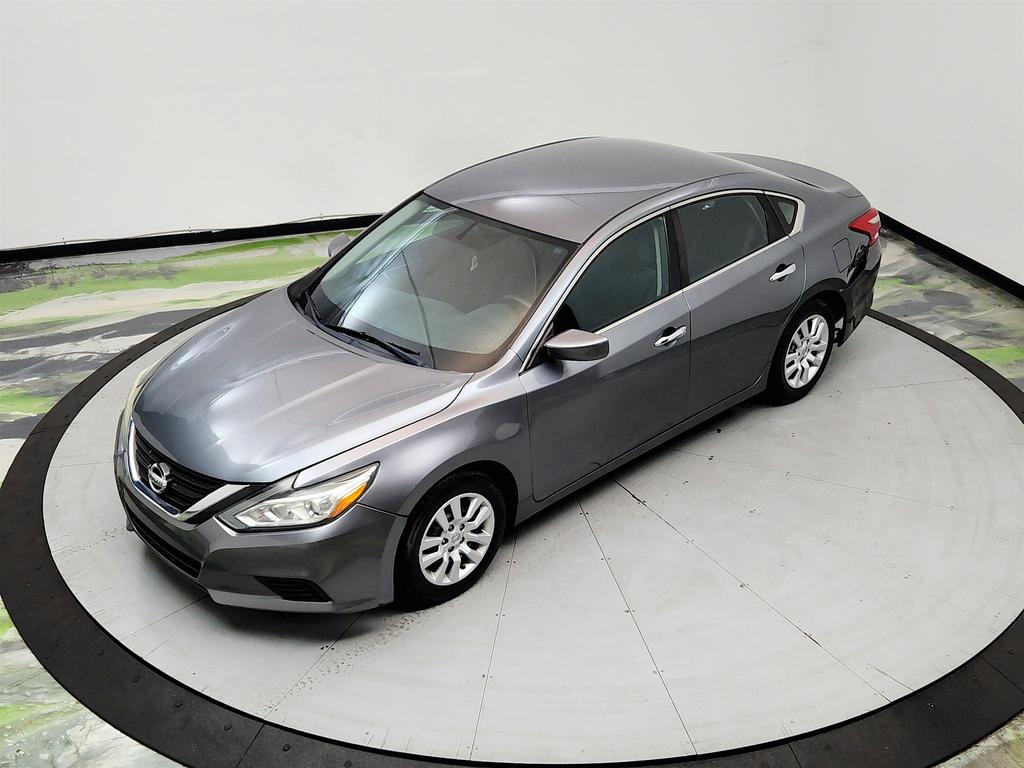 2016 Nissan Altima - $4,255