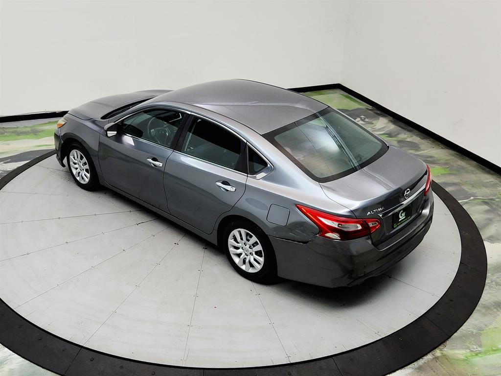 2016 Nissan Altima - $4,255