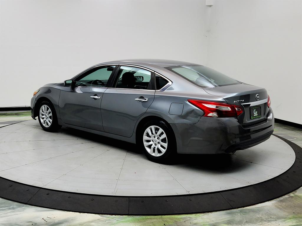 2016 Nissan Altima - $4,255