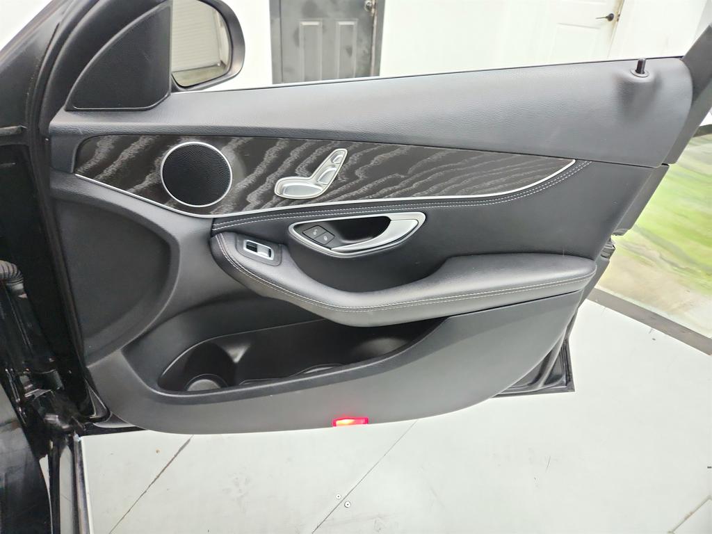2015 Mercedes-Benz C-Class - $8,445