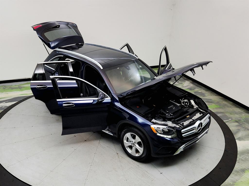 2017 Mercedes-Benz C-Class - $9,950