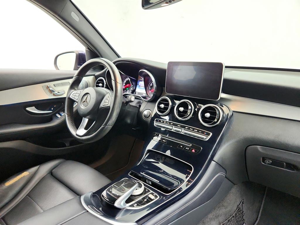 2017 Mercedes-Benz C-Class - $9,950