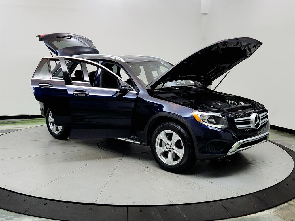 2017 Mercedes-Benz C-Class - $9,950