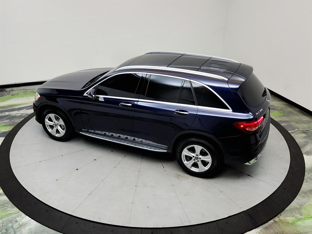 2017 Mercedes-Benz C-Class - $9,950