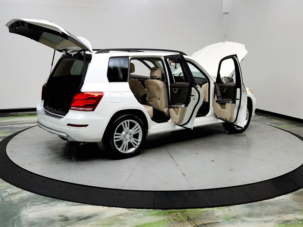 2013 Mercedes-Benz GLK-Class - $8,695
