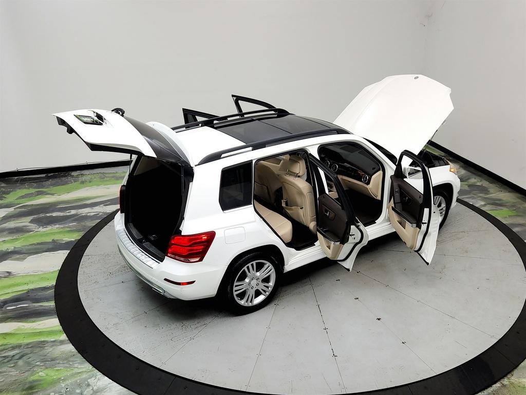 2013 Mercedes-Benz GLK-Class - $8,695