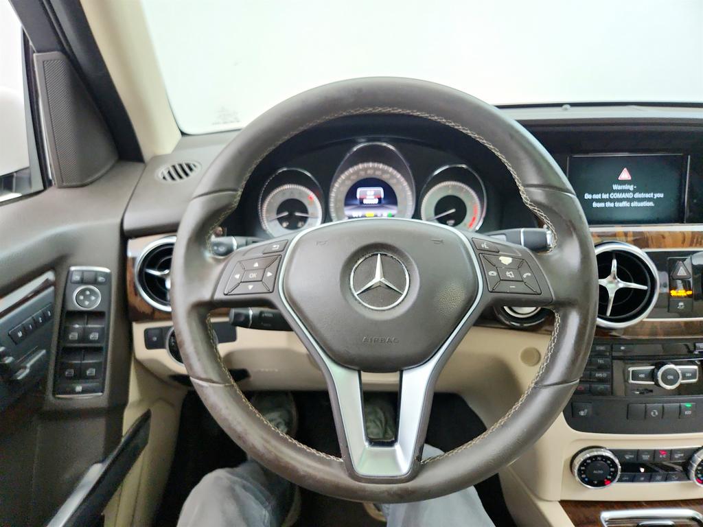 2013 Mercedes-Benz GLK-Class - $8,695