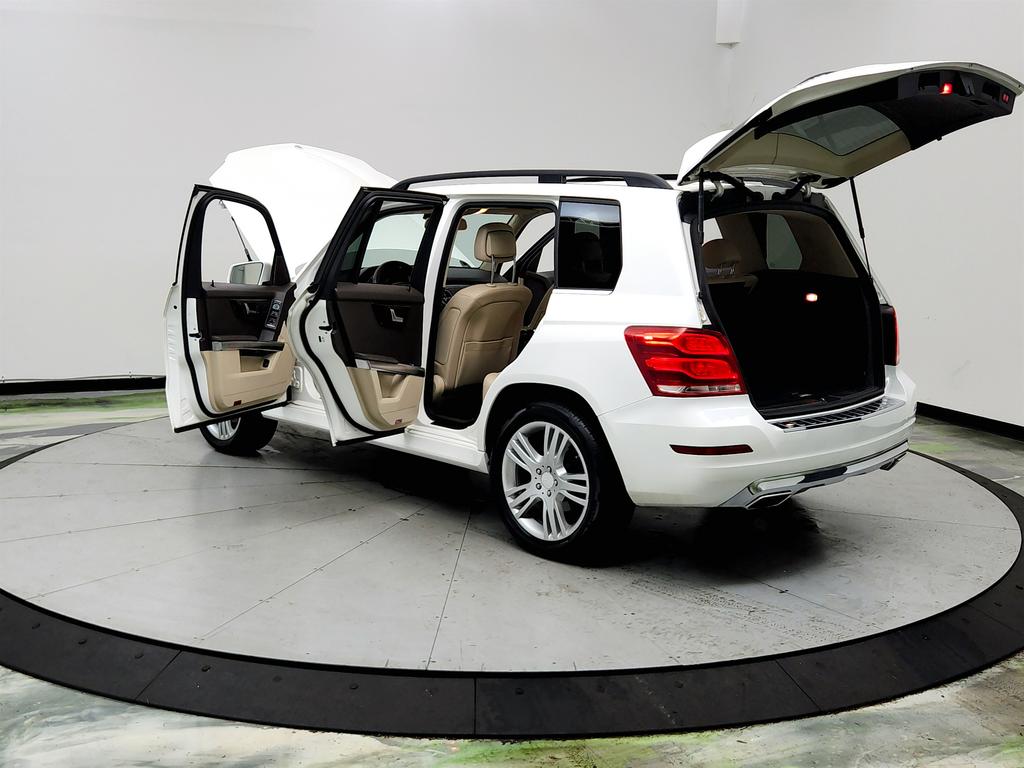 2013 Mercedes-Benz GLK-Class - $8,695