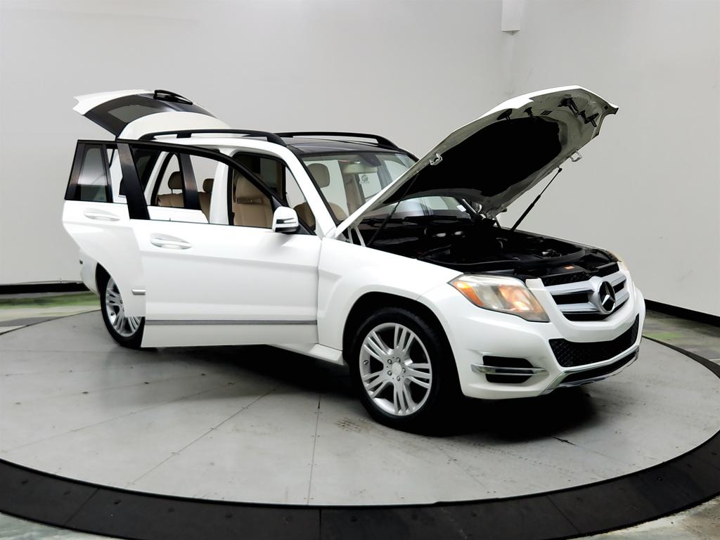 2013 Mercedes-Benz GLK-Class - $8,695