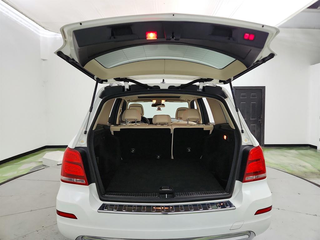 2013 Mercedes-Benz GLK-Class - $8,695