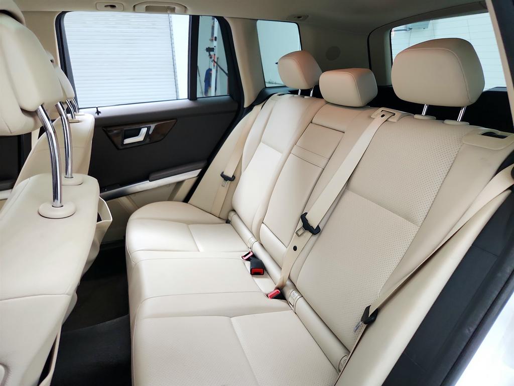 2013 Mercedes-Benz GLK-Class - $8,695