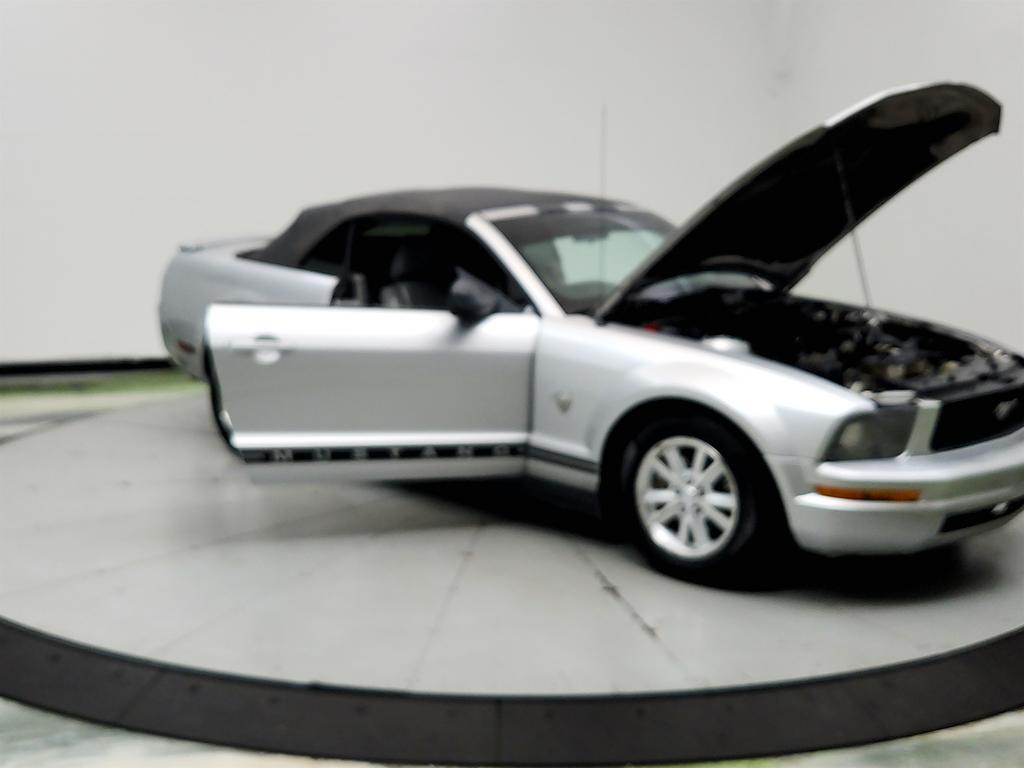 2009 Ford Mustang - $6,495