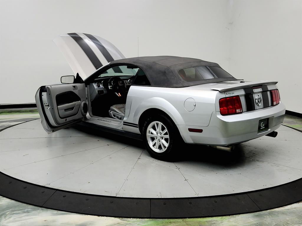 2009 Ford Mustang - $6,495
