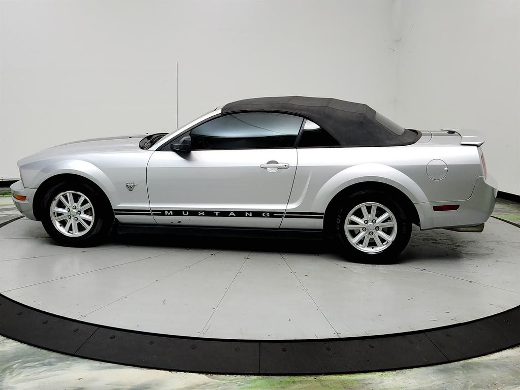 2009 Ford Mustang - $6,495