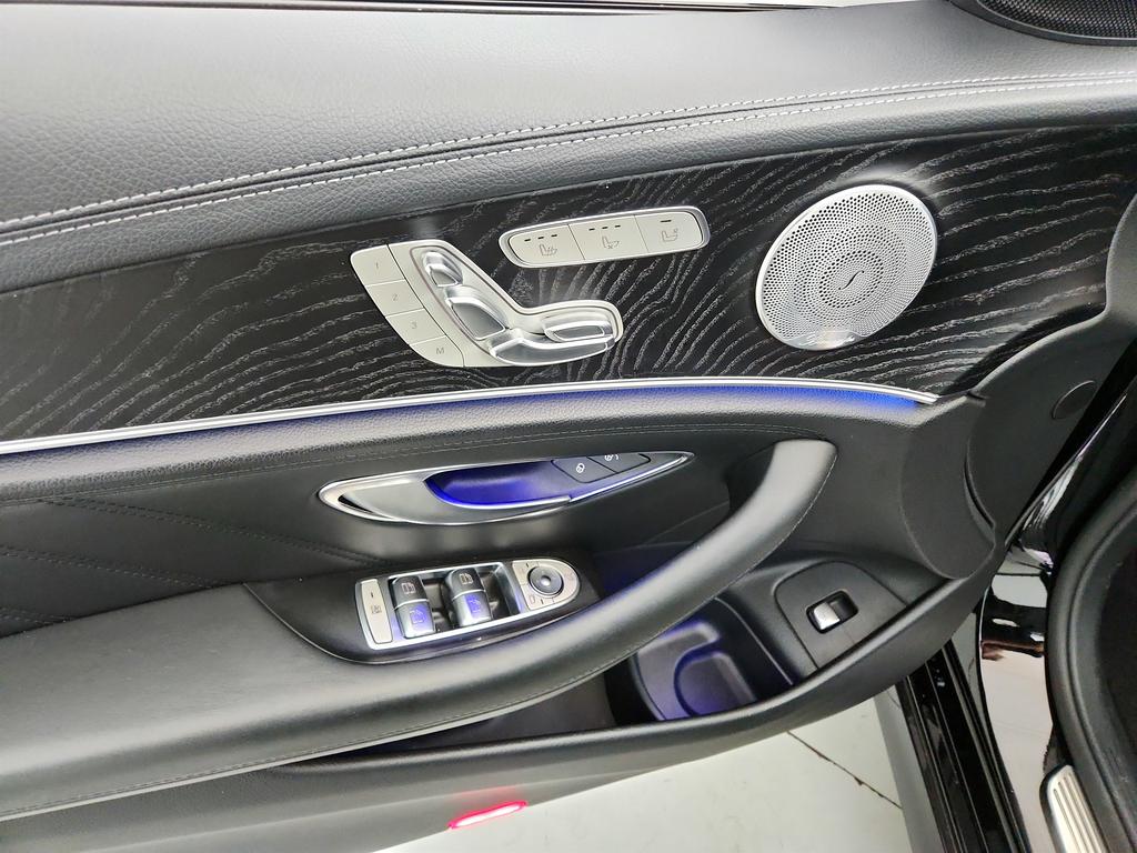 2018 Mercedes-Benz E-Class - $21,495