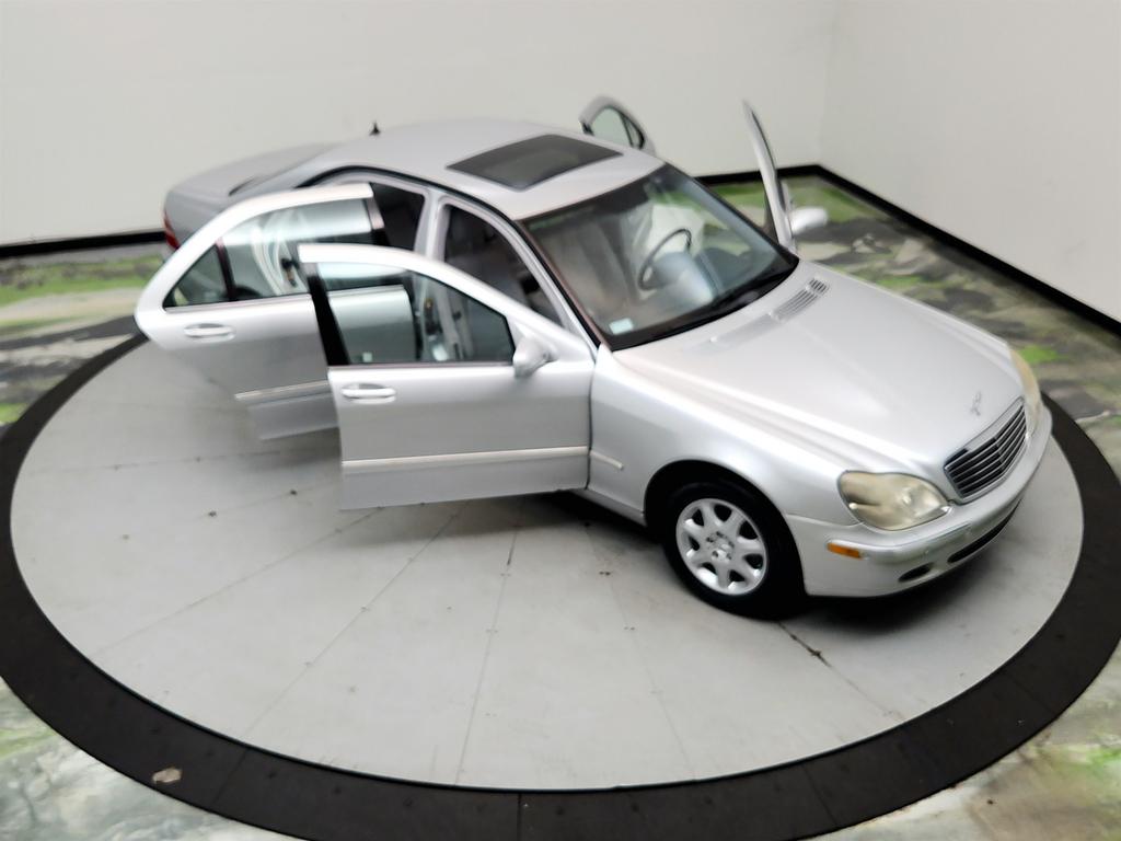 2000 Mercedes-Benz S-class - $5,795